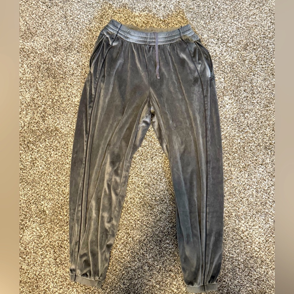 SKIM Velour Joggers
